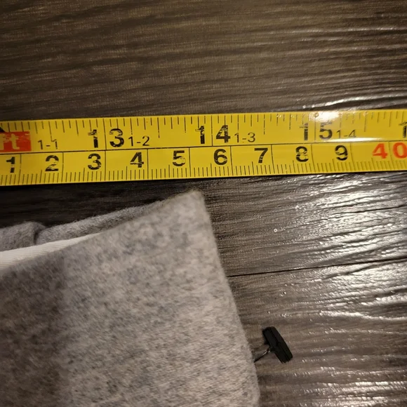 Aritzia Babaton The Next Pants Gray Pleated Wool Cashmere Blend Trousers Size 6 - Picture 9 of 11